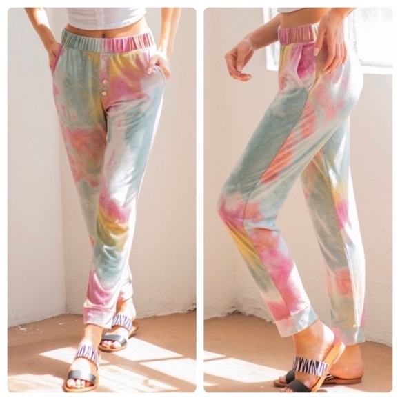 LAST ONE ✨ Tie Dye Joggers With Pockets - Picture 2 of 4